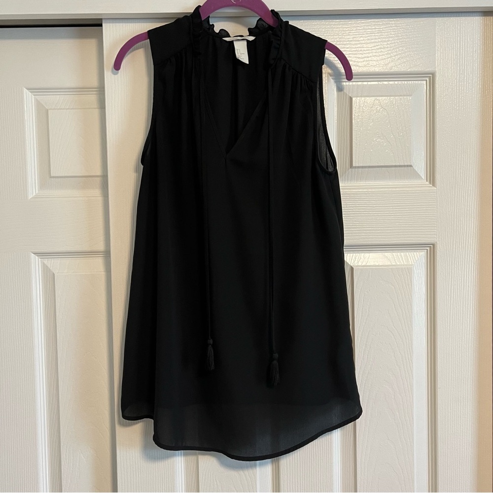 H & M maternity top. Black. S.
